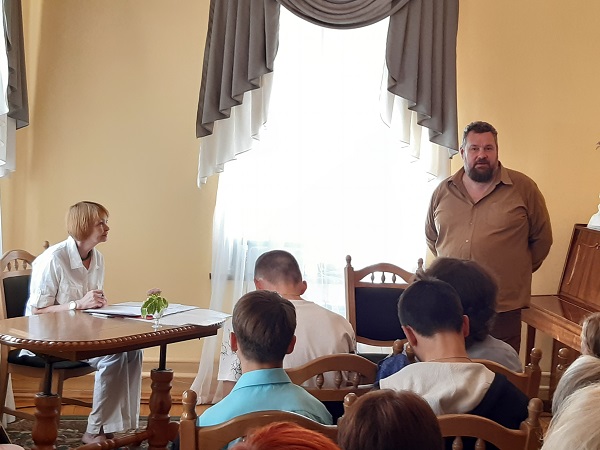 Молодые писатели Луганска выступили в литературном музее Владимира Даля